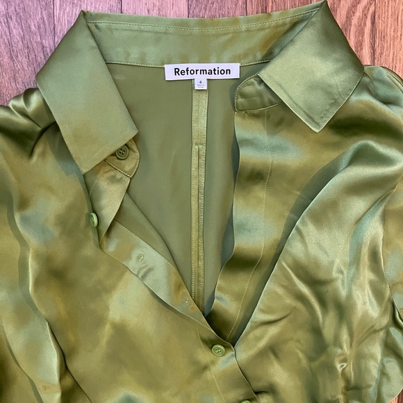 Reformation Alaine Silk Dress in Avocado Size 4 - Picture 3 of 5
